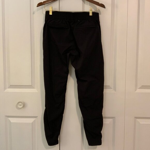 Athleta Black Trekkie Mid Crop Zip Ankle Pants Quick Dry Lightweight Size 4 - Picture 6 of 11